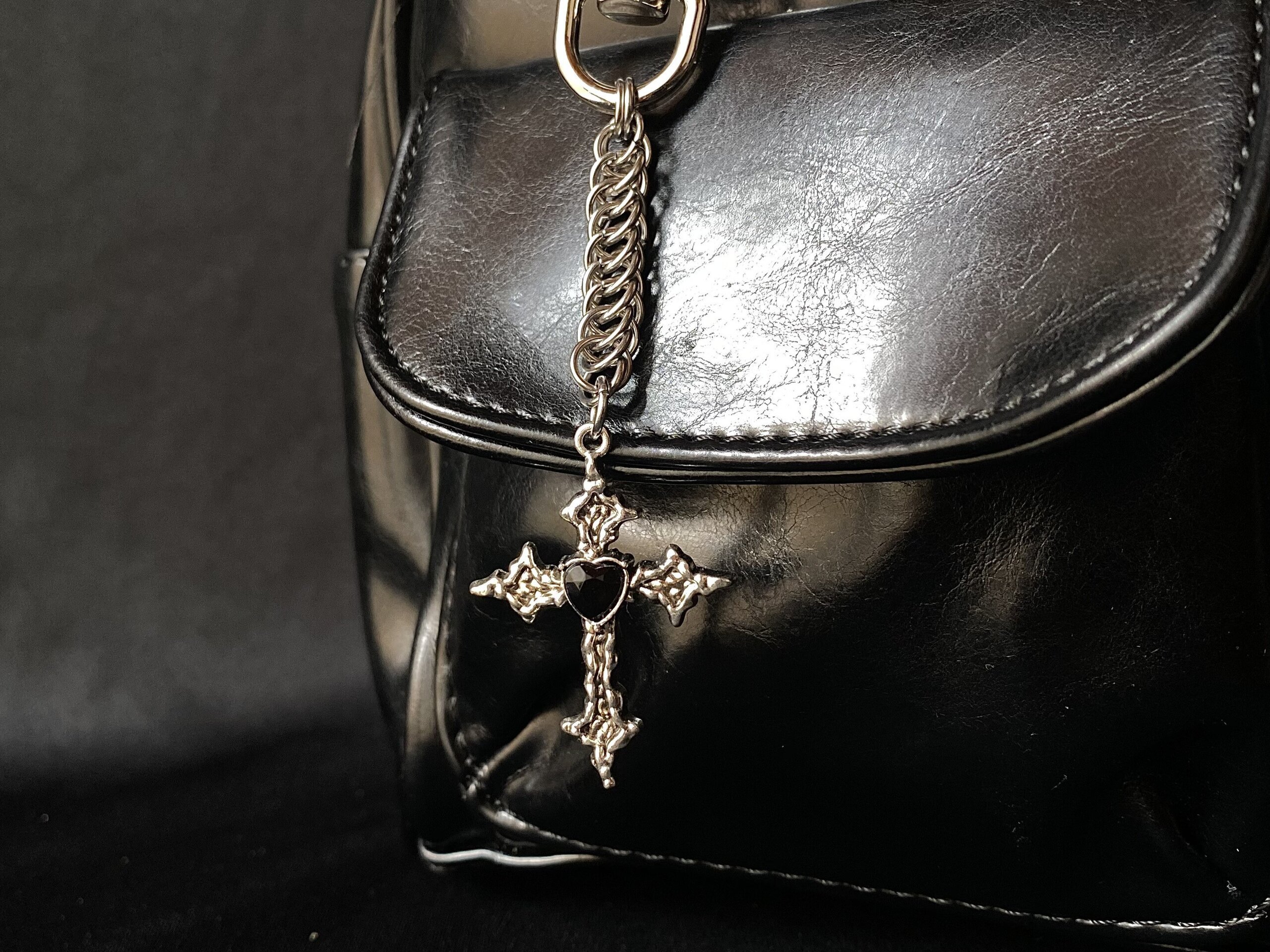 Love cross - 3