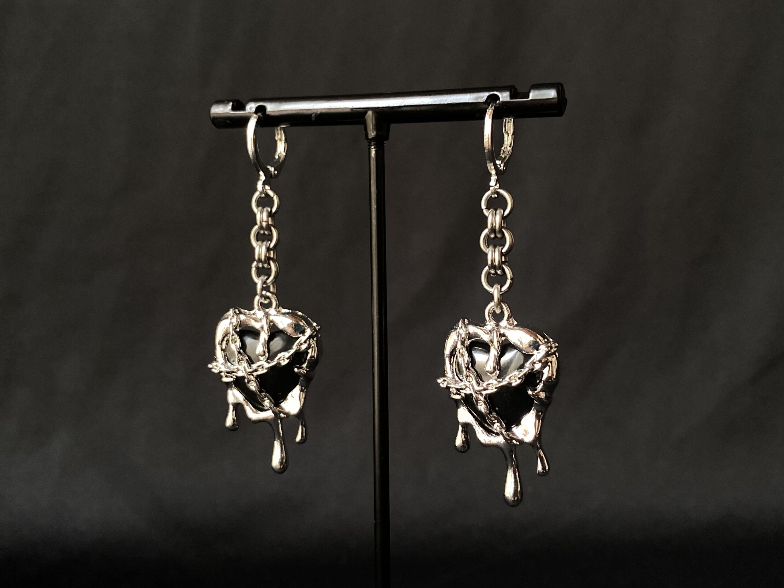 Black Chained Heart - 2