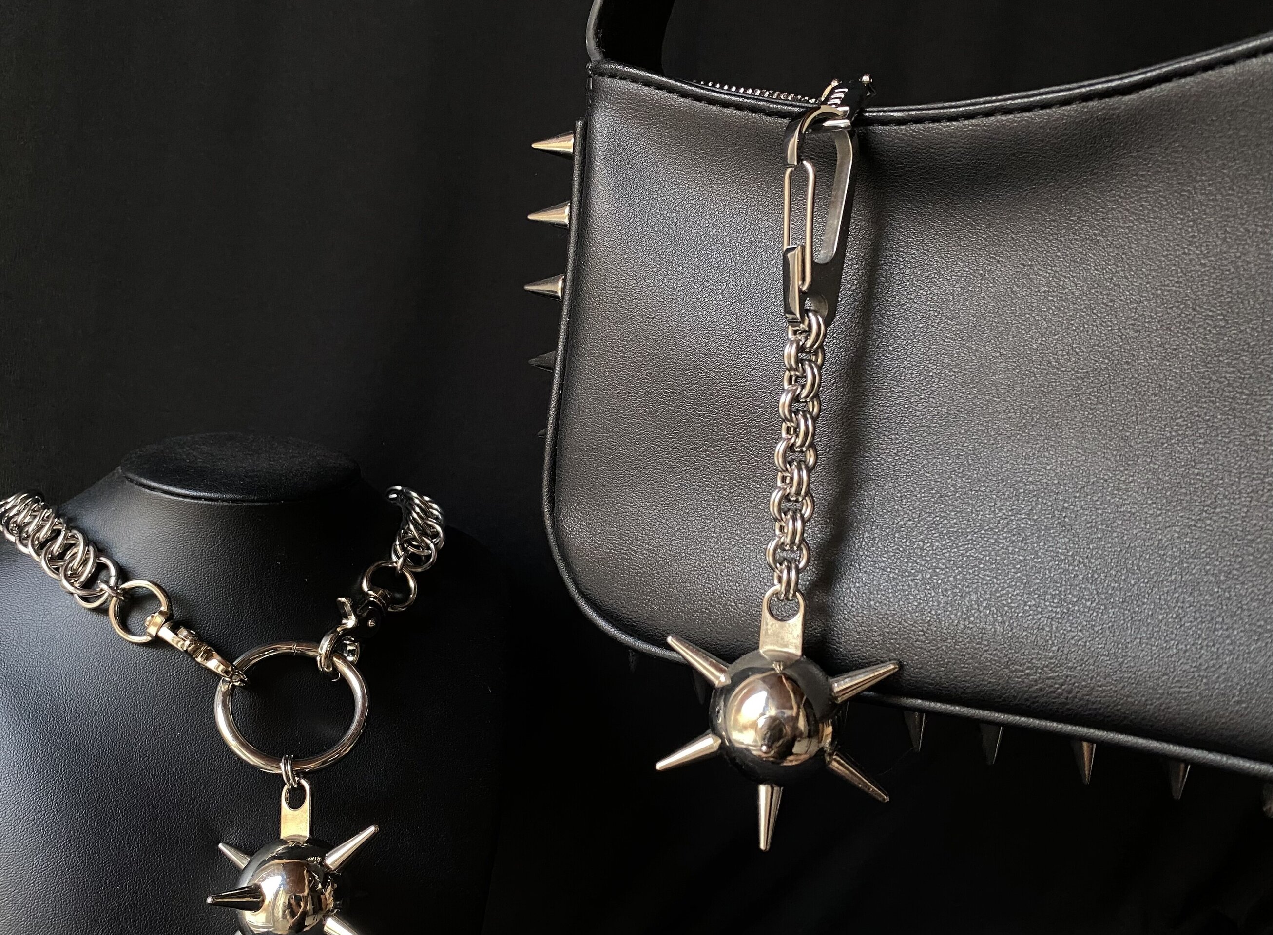 Avice keychain - 3